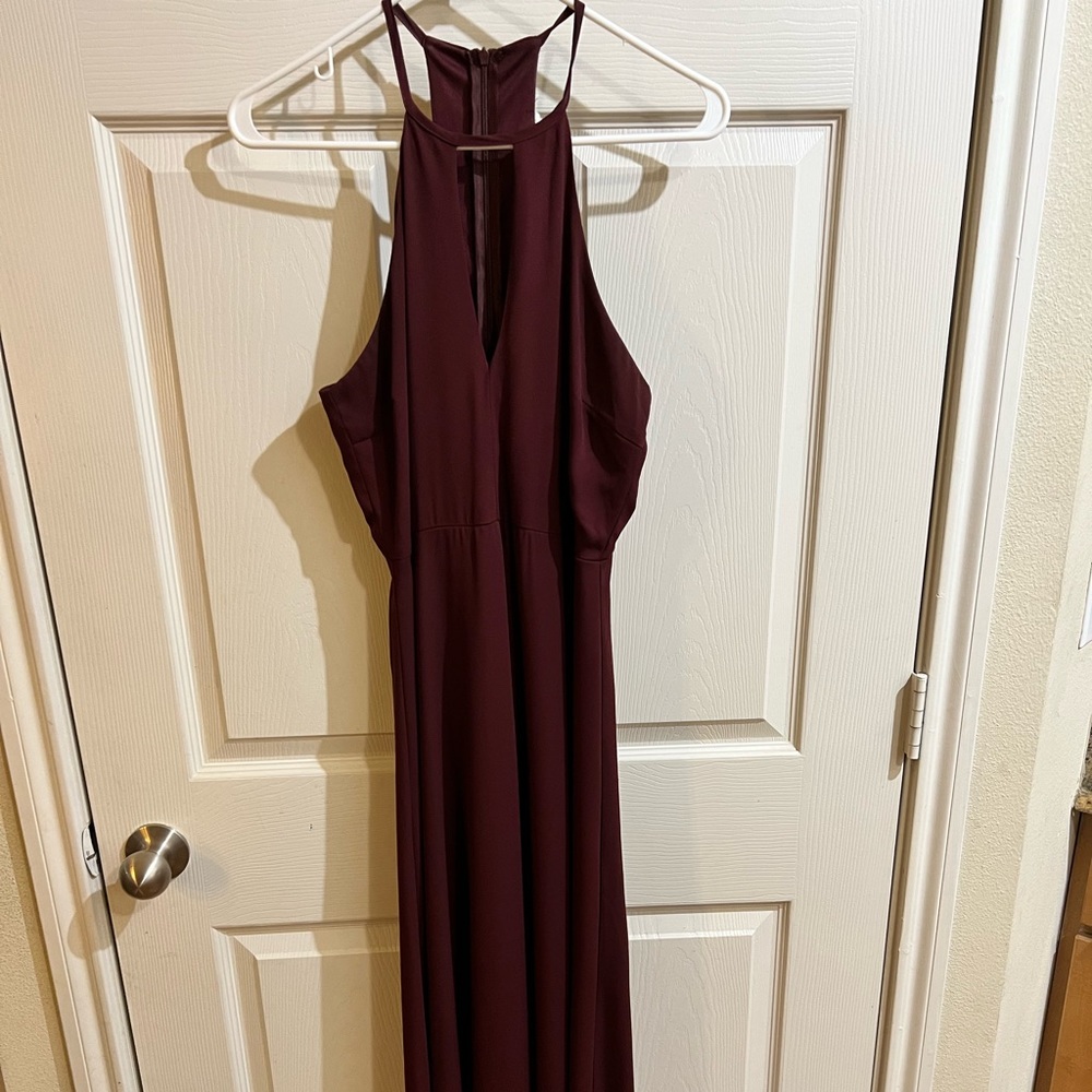 Lulu’s Medium Maroon Maxi Floor length dress. Worn as a bridesmaid.
